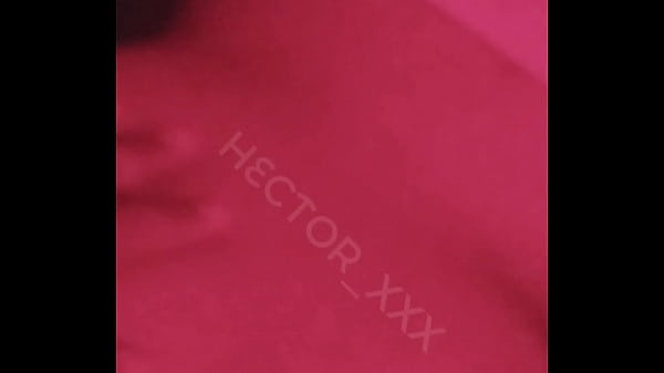 COMIENDO RICA PROSTITUTA