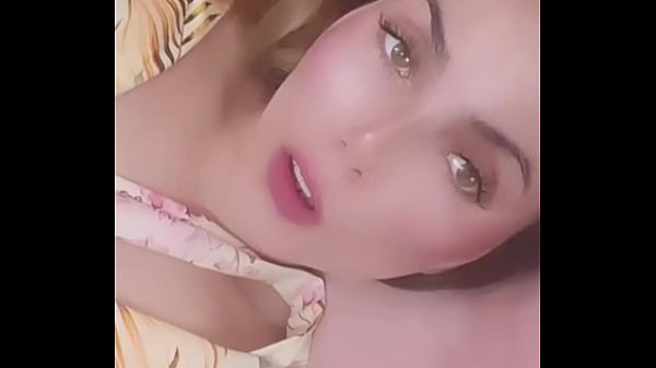 Mimi puta cochabambina posando en lencería